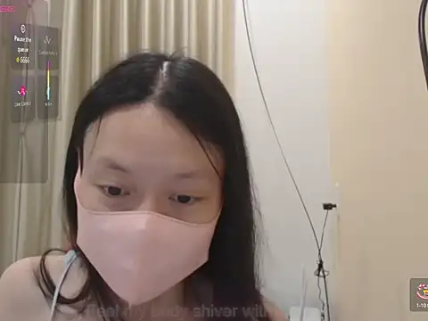 Lil-Cherries live sex cam