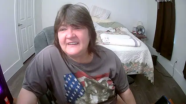 Buggy1965 live sex cam