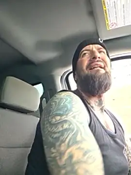 Beardedtattood live sex cam
