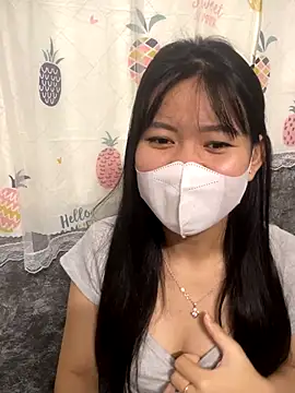 Quynh_22 live sex cam