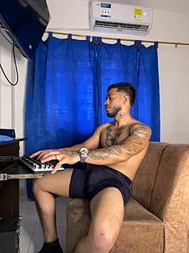 Kylian_Alessandro live sex cam