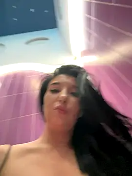 Tisha_Busty live sex cam