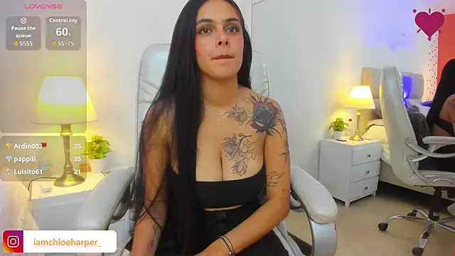 ChloeHarper_ live sex cam