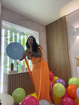 kiim_taaylor live sex cam