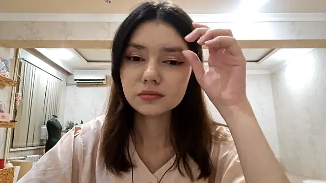 CorinneKindregans live sex cam