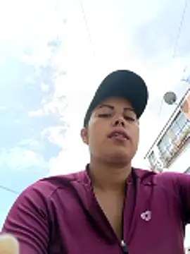 _andrea30 live sex cam