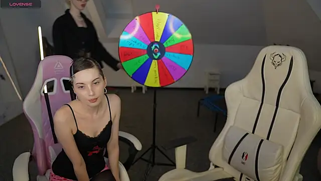 Jessica_start's cam snapshot