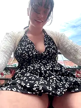 Daneshka1 live sex cam