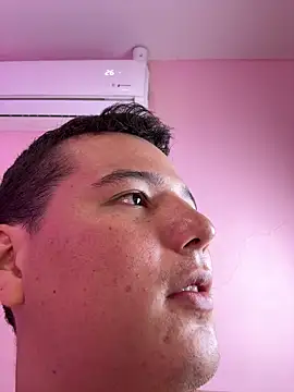 adventure_of_young_2's cam snapshot