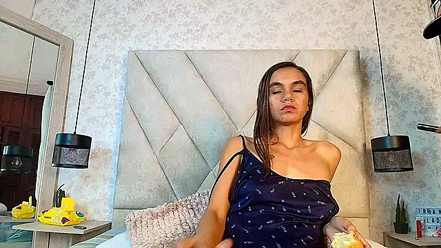 AmbarRaj's cam snapshot