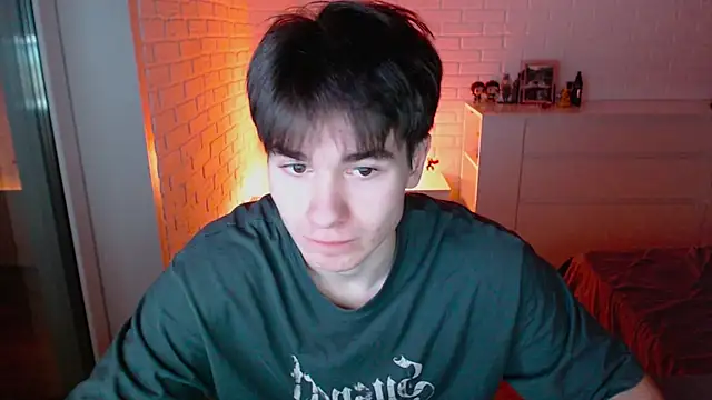 MarkusDean live sex cam