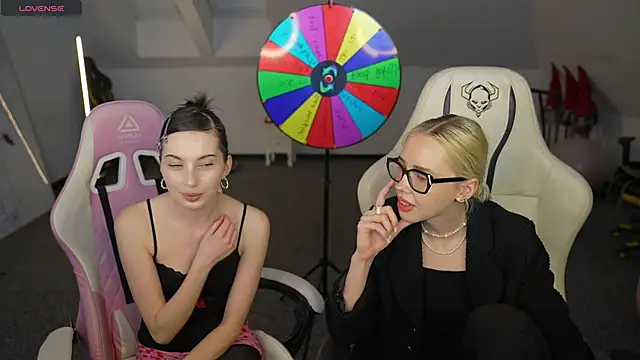 Jessica_start's cam snapshot