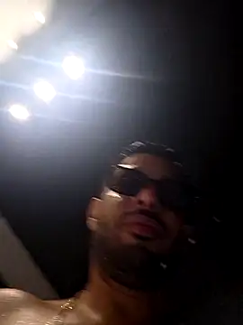 husbandandwifetobe's cam snapshot