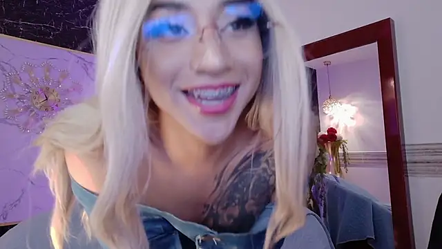 CHRIS_TWIINK live sex cam