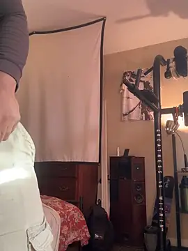 KeYBuMp323 live sex cam