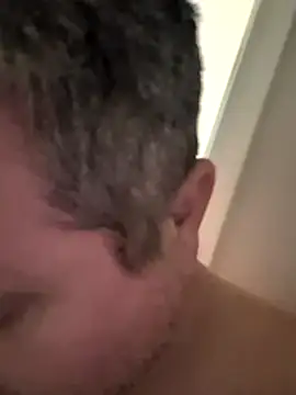 Single_White_Male live sex cam