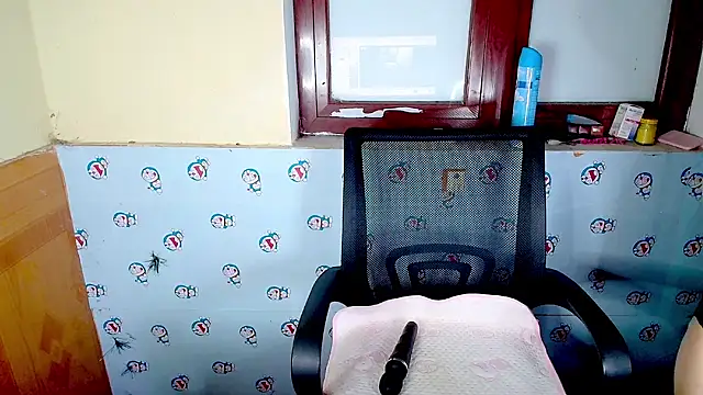 __Saphia__ live sex cam