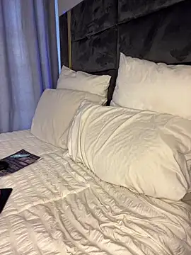 Poison_Belladonna live sex cam