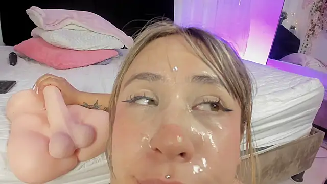 Bonny_and_carrot's cam snapshot