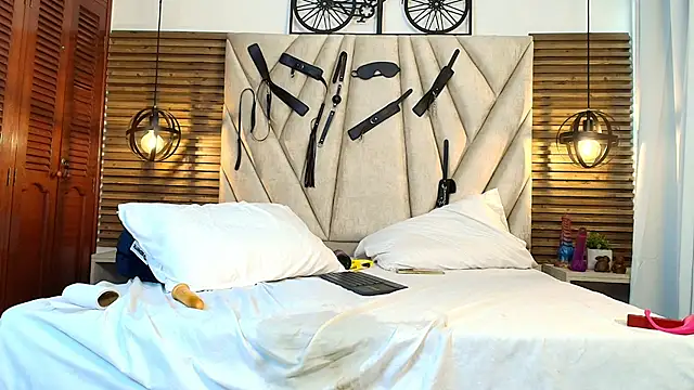 Cinthiabaker live sex cam