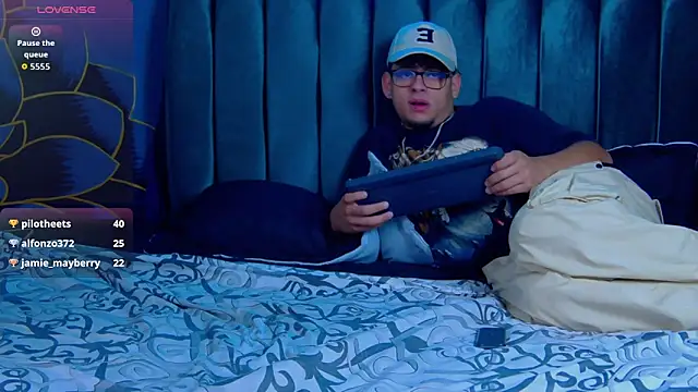 Kamie_SebasDolce live sex cam