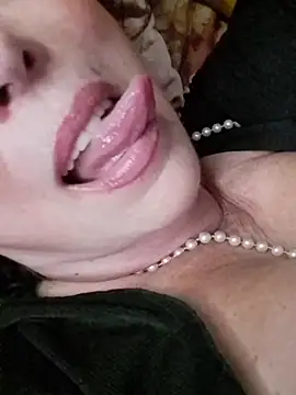 GypsyEsmeralda live sex cam