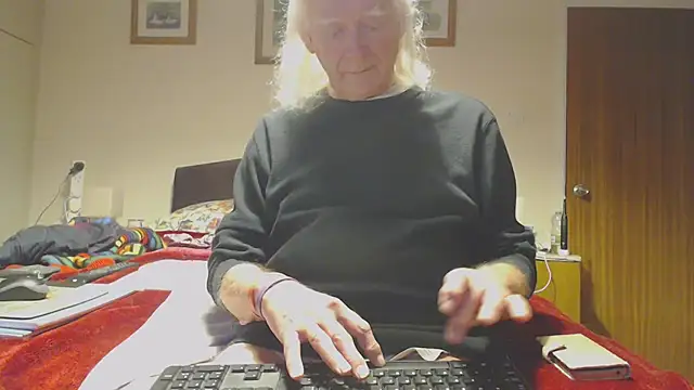 WaverlyKernow live sex cam