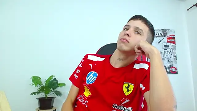 Cumandres18 live sex cam