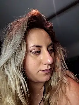 SinfulLovers33 live sex cam