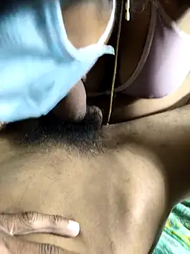 Couplesforall's web cam