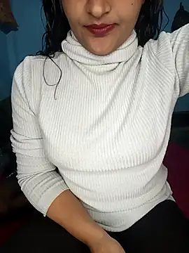 RomanticCouple432's cam snapshot