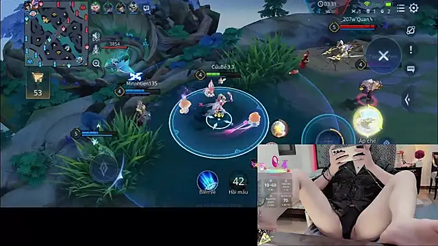 Caryln-Bun live sex cam