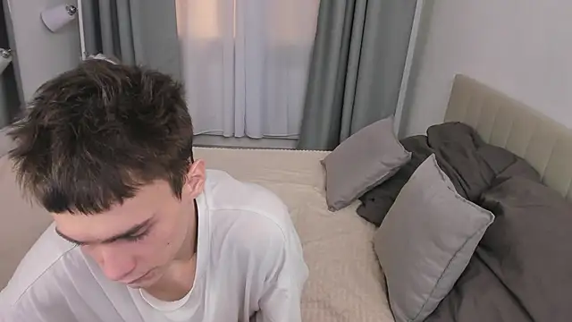 Kevin_Kesi live sex cam