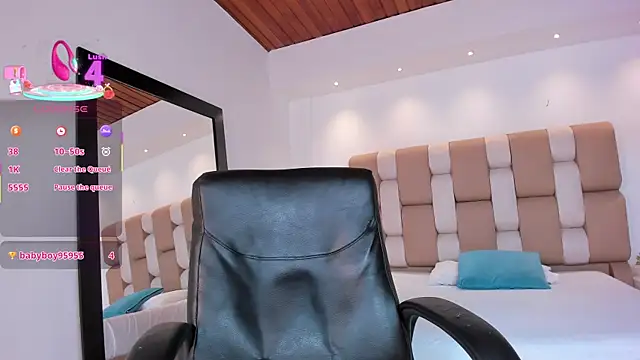 AidaJones live sex cam