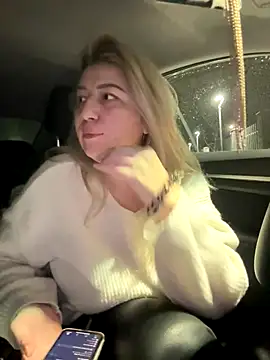 LizaTits live sex cam