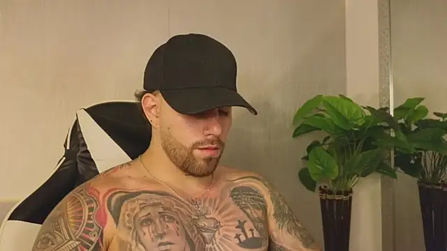 Ades_Lowe live sex cam