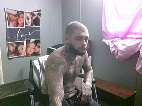 trickydickydaddy live sex cam