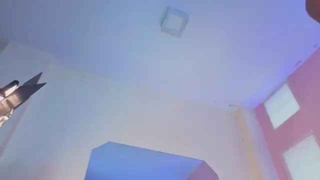 Kaataleya_horny live sex cam