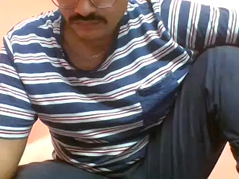 naughtymike0007 live sex cam