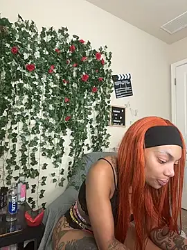 butterflybootyy live sex cam