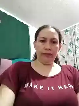 Adelgey-Michell live sex cam