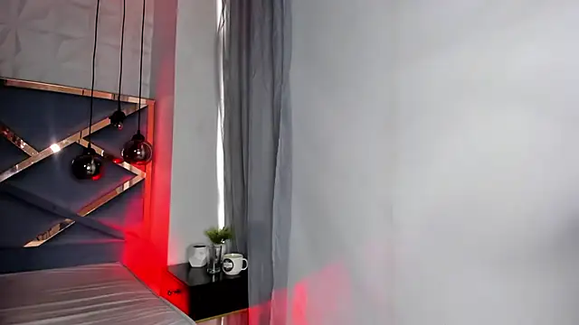 Lucii_fer_ live sex cam