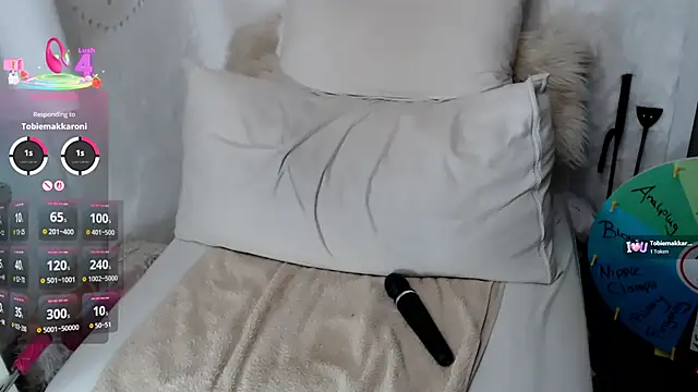 Julia-Sugar live sex cam