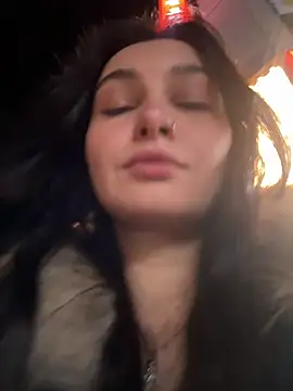 lunalovelee live sex cam