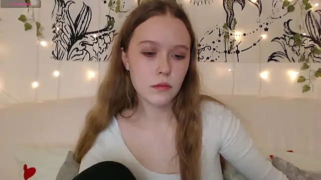 MandyMils live sex cam