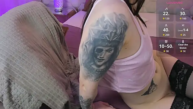 NaughtyLoryy live sex cam