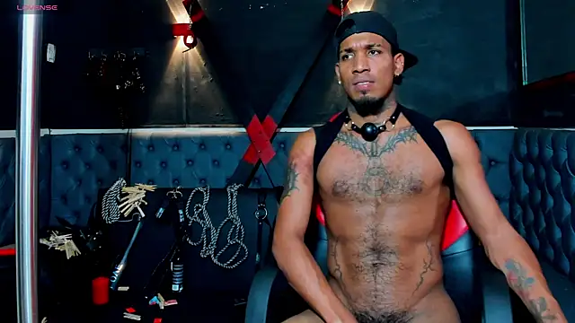 DIEGO_WICKED live sex cam