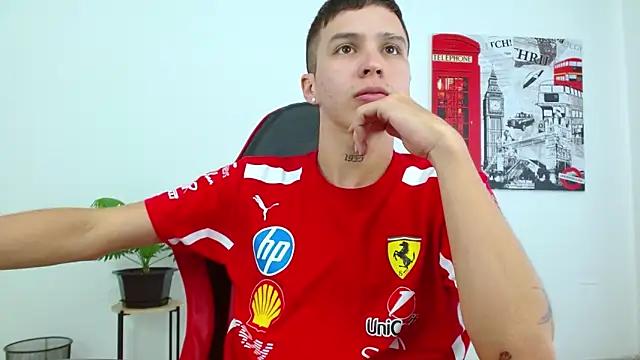 Cumandres18 live sex cam