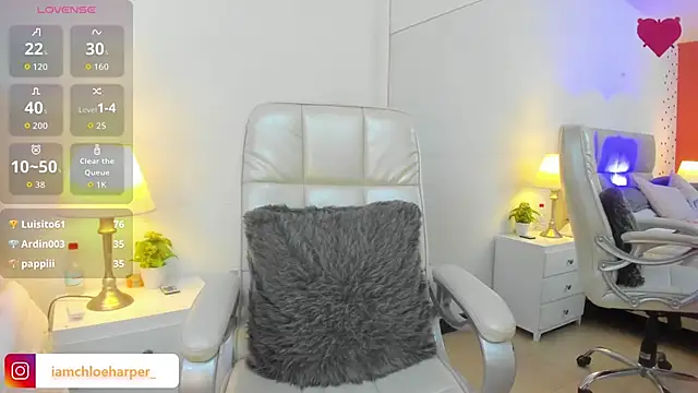 ChloeHarper_ live sex cam
