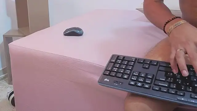 Annyeli live sex cam